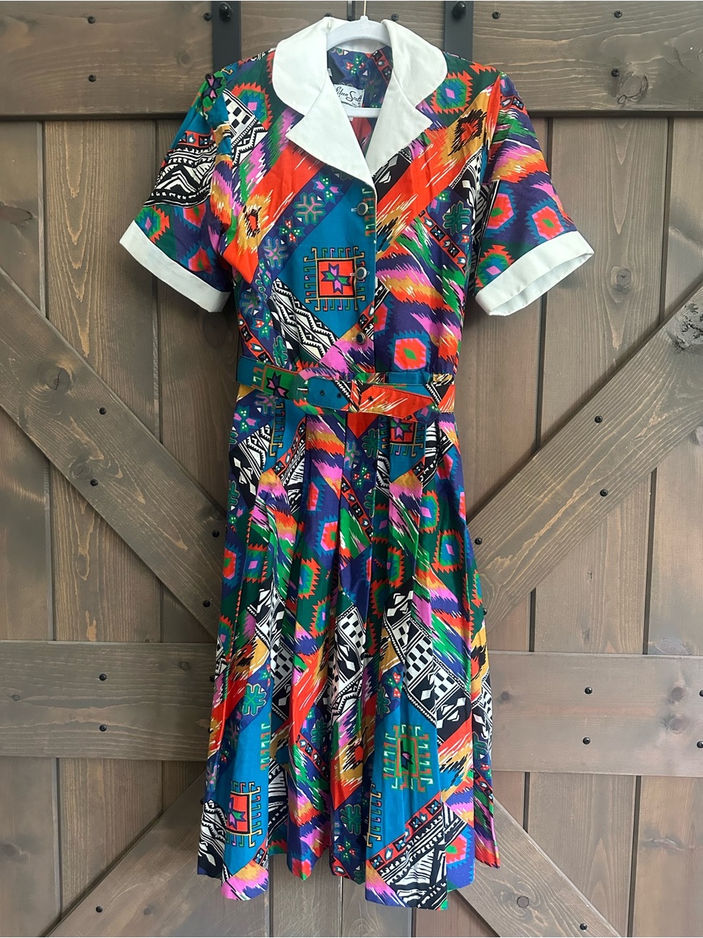 Vintage Colorburst Geometric Midi Dress with White Collar